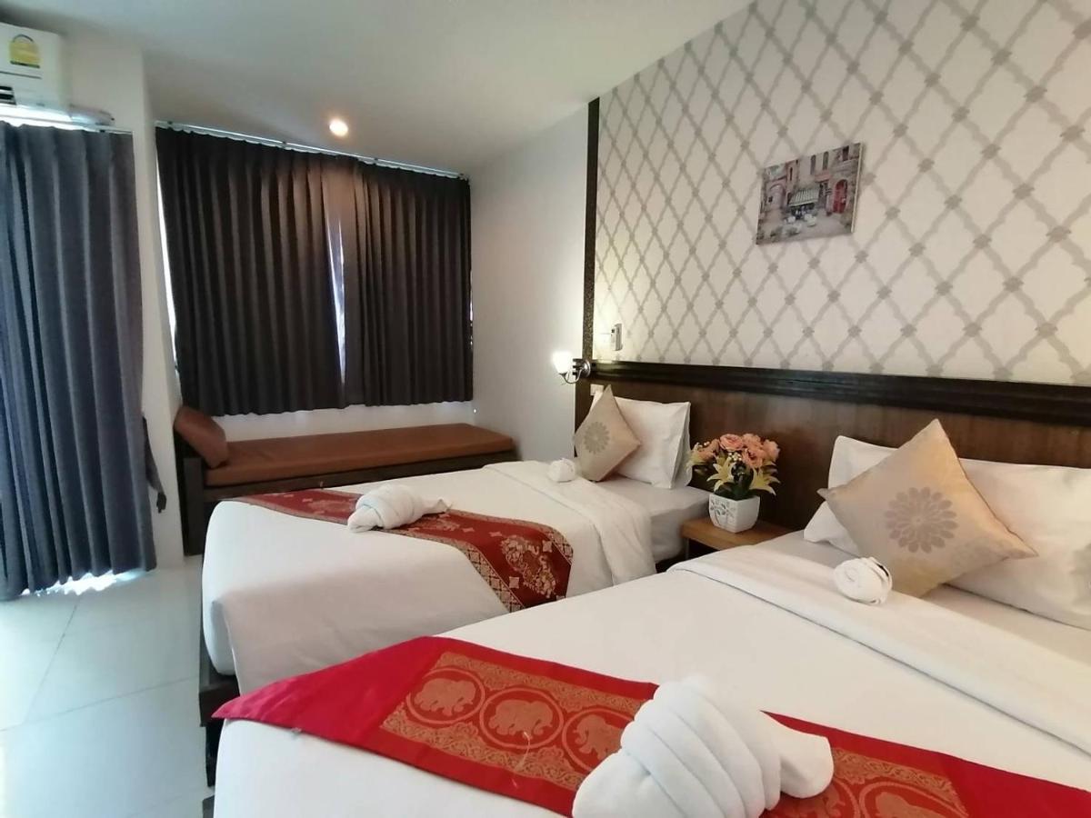 Nj Patong Hotel Buitenkant foto