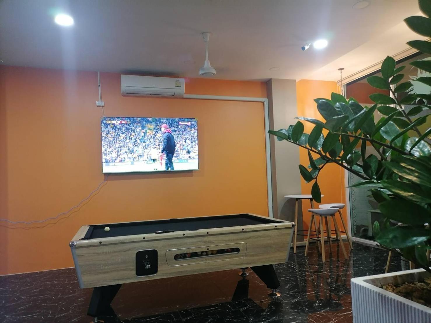 Nj Patong Hotel Buitenkant foto